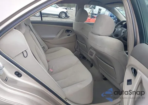 2007 Toyota Camry Le z USA, uszkodzony, nr VIN 4T1BE46K57U624627